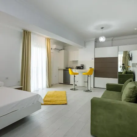 North Club Ii Mamaia