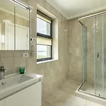 North Club Ii *