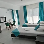 North Club Ii Apartment Mamaia