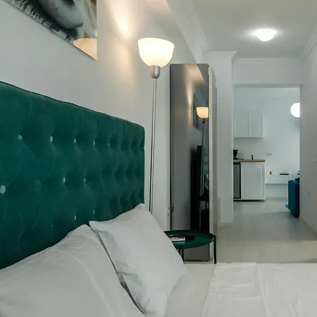 North Club Ii Apartment