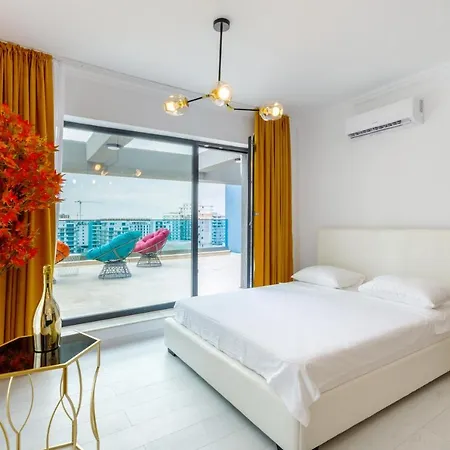 North Club Ii Mamaia