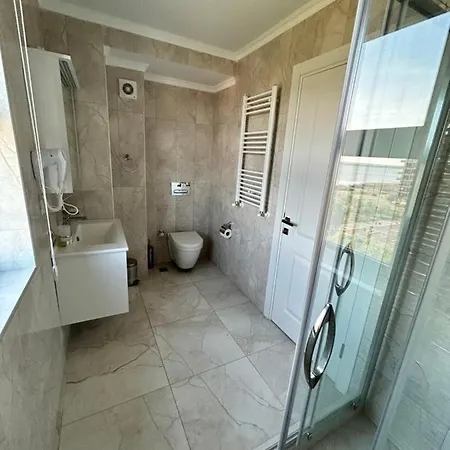 North Club Ii Mamaia